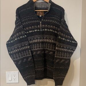 Men's Alps Wool Black and Gray Vintage Sweater